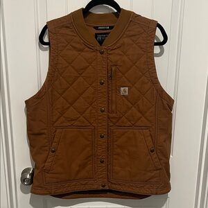 Carhartt women’s Quilted Vest in Rich Brown
